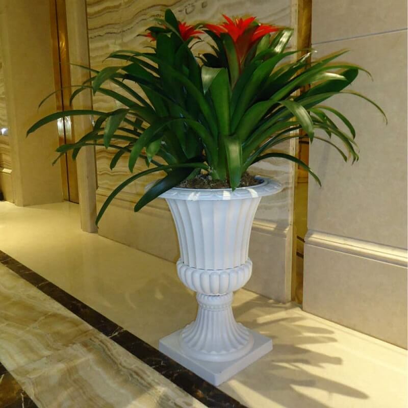 2Pcs/10Pcs Plastic Pedestal Trophy Planter Vintage Style Flower Pot Porch Decoration